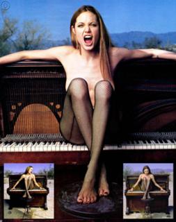 Angelina Jolie feet photo thumbnail