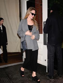 Angelina Jolie feet photo thumbnail