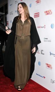 Angelina Jolie feet photo thumbnail