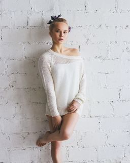 Angelina Melnikova feet photo 7