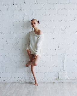 Angelina Melnikova feet photo 6