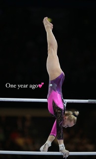 Angelina Melnikova feet photo 3