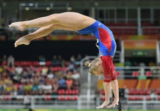 Angelina Melnikova feet photo 17