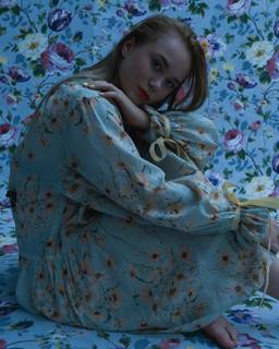 Angelina Melnikova feet photo 14