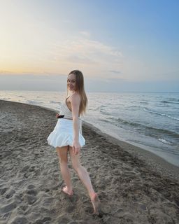 Angelina Melnikova feet photo 16