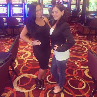 Angelina Pivarnick feet photo thumbnail