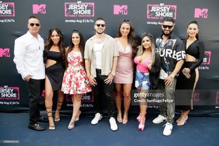 Angelina Pivarnick feet photo thumbnail