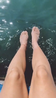 Angelina Strechina feet photo thumbnail