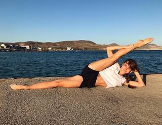 Angelina Strechina feet photo thumbnail