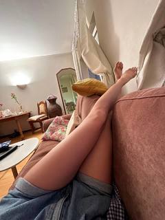 Angelina Strechina feet photo thumbnail