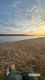 Angelina Strechina feet photo thumbnail