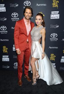 Angelique Boyer feet photo thumbnail