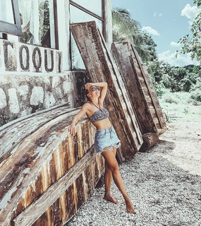 Angelique Boyer feet photo thumbnail