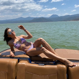 Angelique Boyer feet photo thumbnail