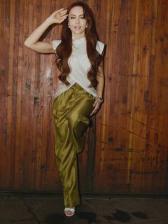 Angelique Boyer feet photo thumbnail