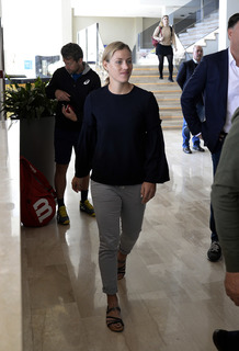 Angelique Kerber feet photo thumbnail