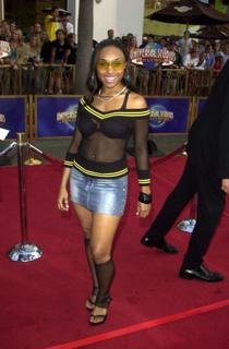 Angell Conwell feet photo 20