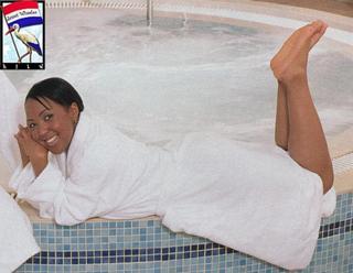 Angellica Bell feet photo 8