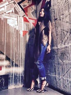 Anggun feet photo 16