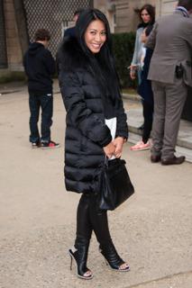 Anggun feet photo 18
