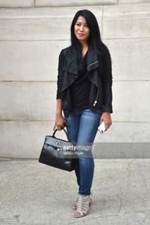Anggun feet photo 7