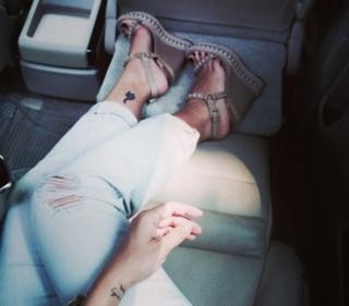 Anggun feet photo 15
