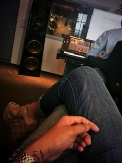 Anggun feet photo 20