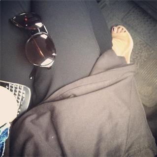 Anggun feet photo 11