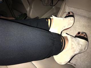 Anggun feet photo 16