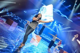Anggun feet photo 15