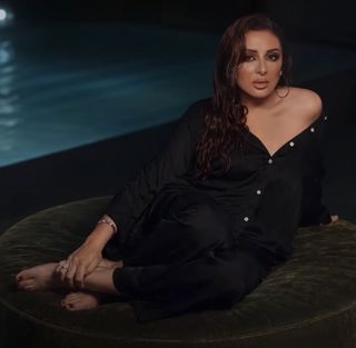 Angham feet photo 6