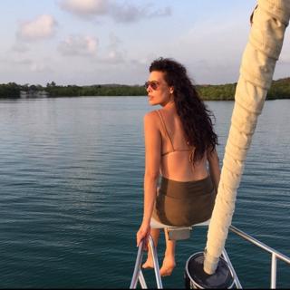 Angie Cepeda feet photo 14