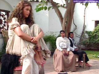 Angie Cepeda feet photo 13