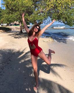 Angie Cepeda feet photo 8