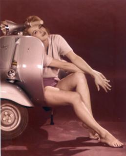 Angie Dickinson feet photo thumbnail