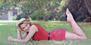 Angie Dickinson feet photo thumbnail