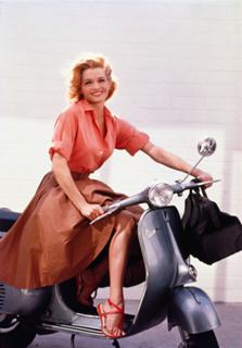 Angie Dickinson feet photo thumbnail