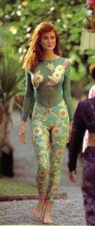 Angie Everhart feet photo thumbnail