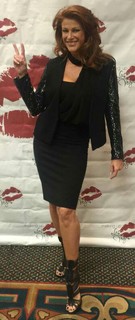 Angie Everhart feet photo thumbnail