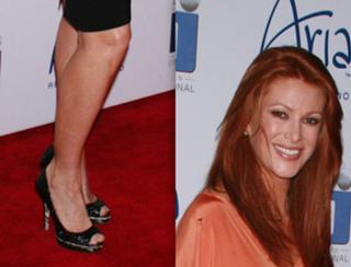 Angie Everhart feet photo thumbnail
