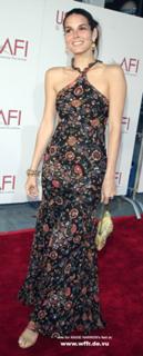 Angie Harmon feet photo thumbnail