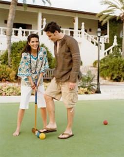 Angie Harmon feet photo thumbnail