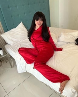 Angie Khoury feet photo 3