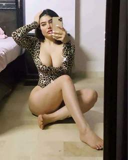 Angie Khoury feet photo 10