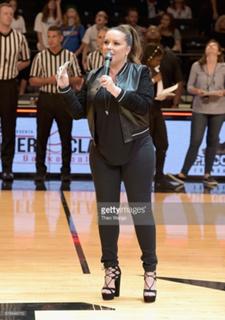 Angie Martinez feet photo 5