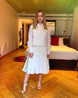 Angourie Rice feet photo thumbnail
