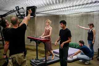 Angèle feet photo thumbnail