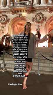 Angèle feet photo thumbnail