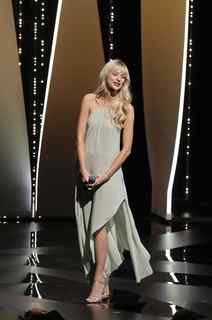 Angèle feet photo thumbnail