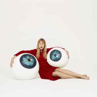 Angèle feet photo thumbnail